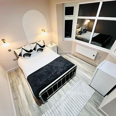 London Crescent House Top Location Ensuites Rooms Great Value מראה חיצוני תמונה