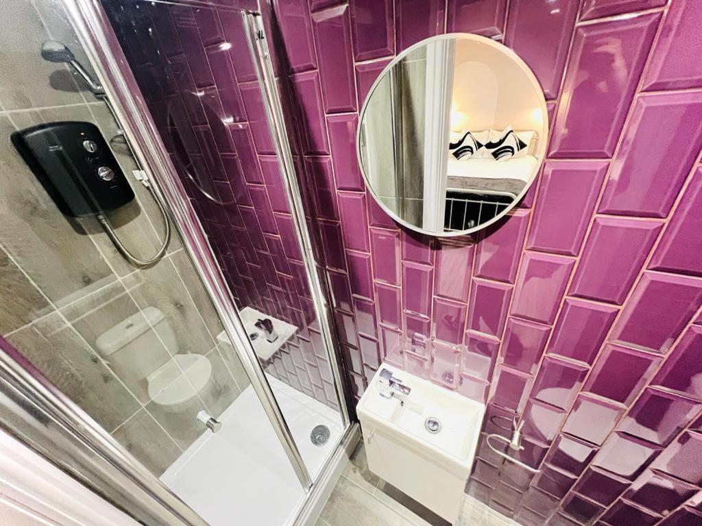 London Crescent House Top Location Ensuites Rooms Great Value מראה חיצוני תמונה